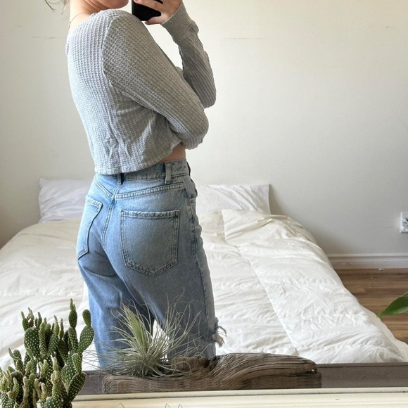 Grey cropped long sleeve top - Picture 5 of 8